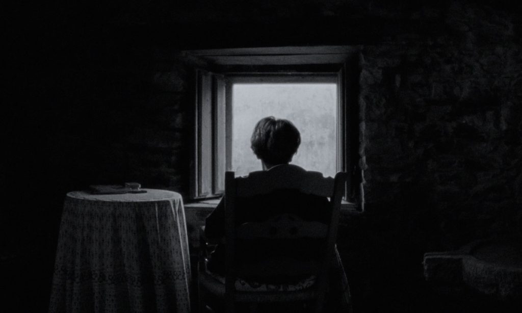 película muyeres, muyeres, tradición oral asturiana, tradiciones pueblos, rodrigo cuevas, marta lallana, raül refree, folklore, folklore asturiano, película premio SEMINCI, cine aragonés, audiovisual aragonés, película ojos negros, marta lallana muyeres, cine mujer, cine español, cine social, cine documental, docuficción