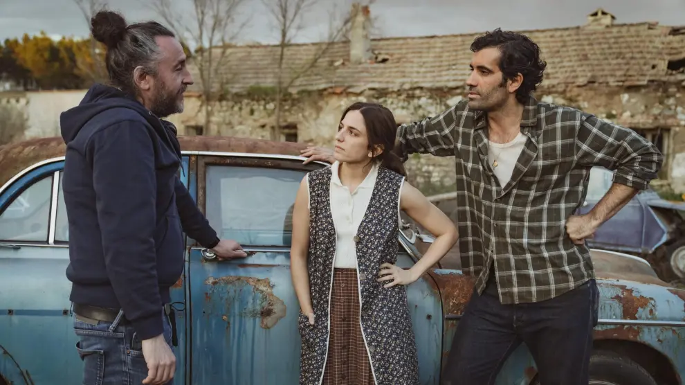 Caminando con el diablo, Rubén Pérez Barrena, Tamar Novas, Marina Salas, Jorge Asín, Juanjo Javierre, La Canica Films, Los Monegros, cine aragonés, rodaje en Aragón, thriller psicológico, cine español, estreno en Zaragoza, Cines Palafox, ópera prima, cine independiente