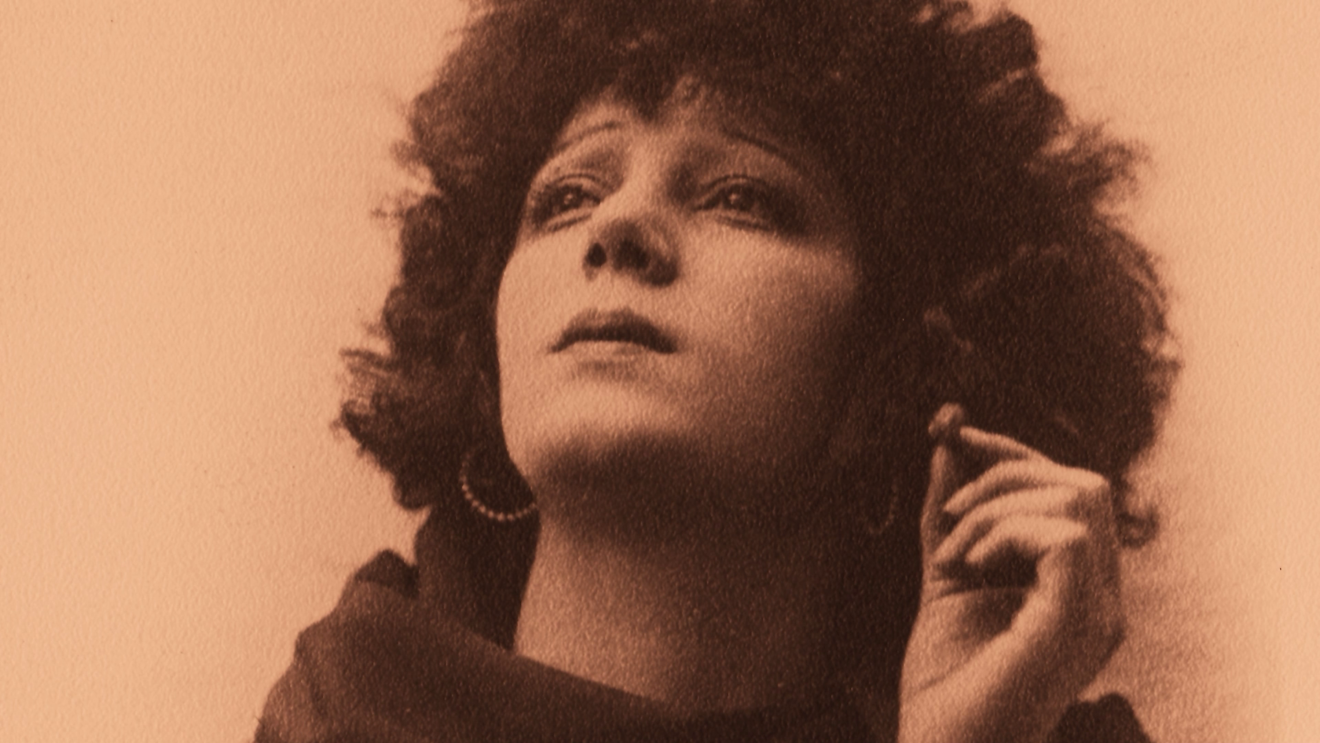 Fotograma del documental 'Raquel Meller. Insumisa y divina' de Vicky Calavia